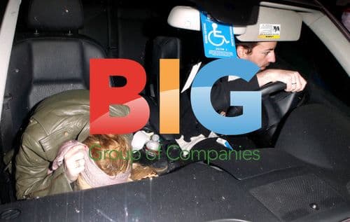 Lindsay Lohan Arrives Home at 3am