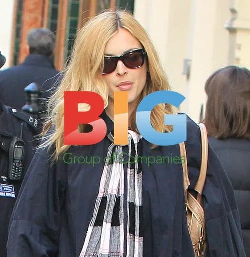 Fearne Cotton Leaving Radio One Studio