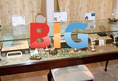 Lindsay Lohan at Kamofie & Company