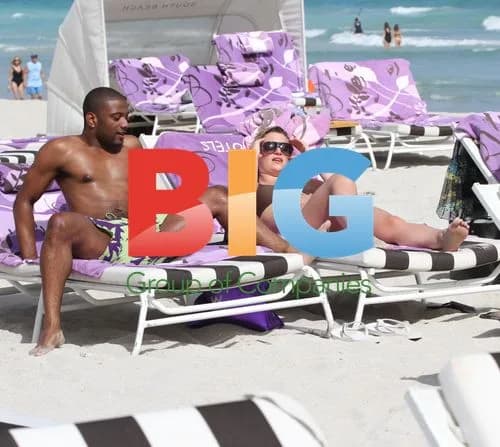JLS Singer JB Gill and Girlfriend on Miami Beach