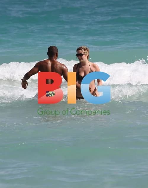 JLS Singer JB Gill and Girlfriend Chloe on Miami Beach