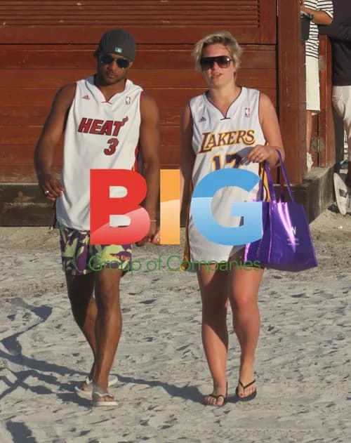 JLS singer JB Gill with girlfriend in Miami