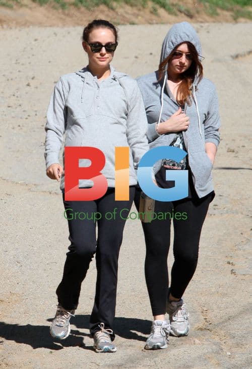 Pregnant Natalie Portman Hiking