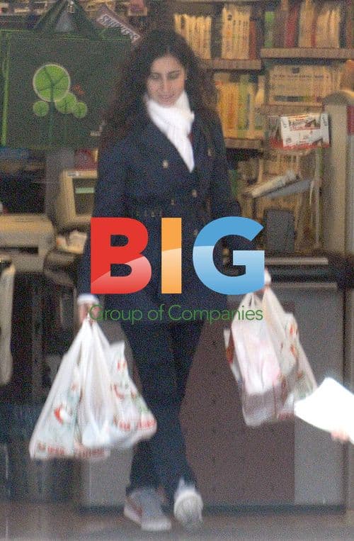 Rafa Nadal and Girlfriend Xisca Shopping