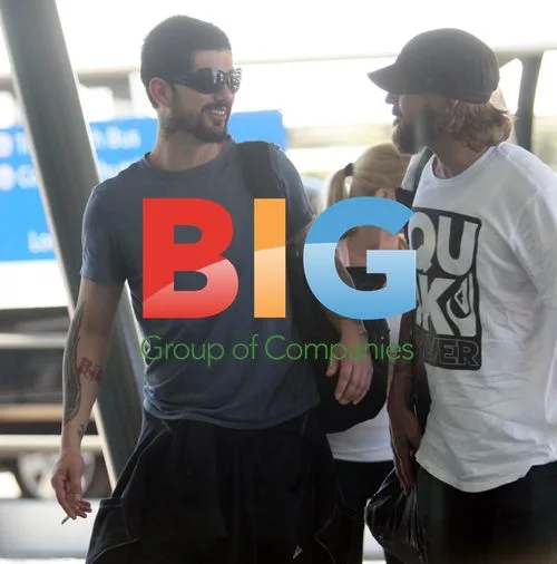 J.D. Fortune and INXS Depart Perth Airport