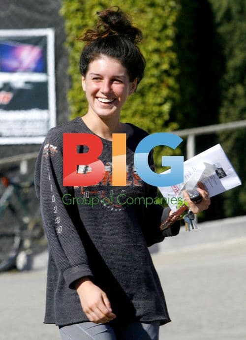 Shenae Grimes Goes Natural in LA