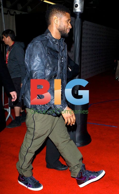 Usher at Bardot Nightclub in Hollywood