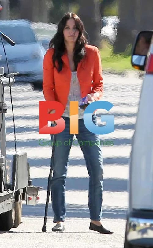 Courteney Cox Filming 'Cougar Town'