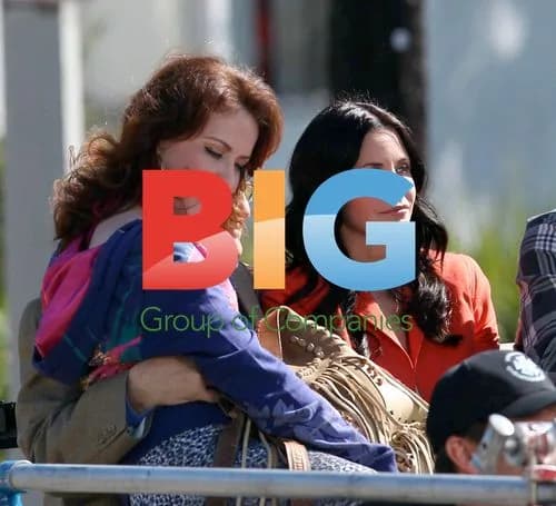 Courteney Cox With Cane on Cougar Town Set