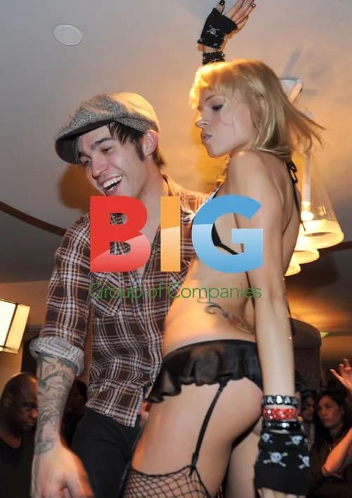 Pete Wentz Parties in Vegas