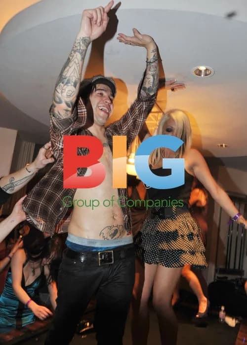 Pete Wentz Parties in Las Vegas