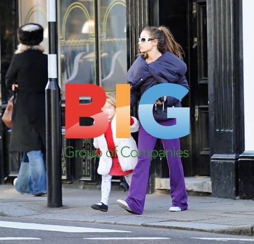 Elen Rivas and Daughter Seen Out in London