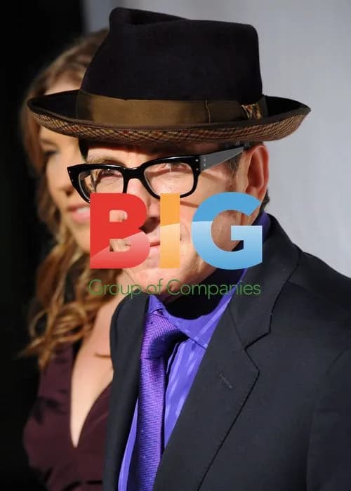Elvis Costello at Barbra Streisand MusiCares Tribute