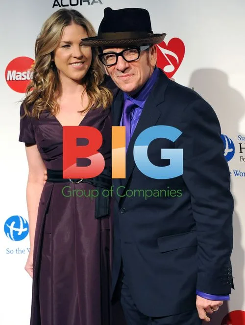 Elvis Costello at MusiCares Barbra Streisand Tribute