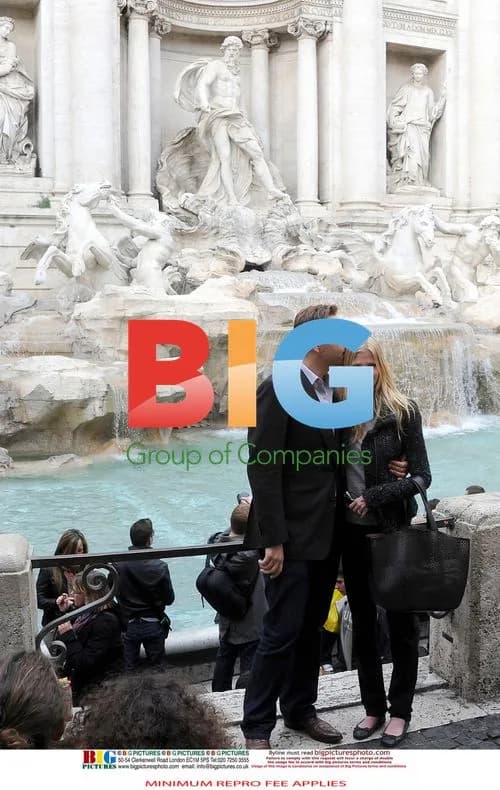 Lara Stone and David Walliams in Rome