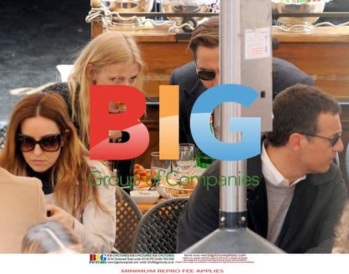 Lara Stone and David Walliams in Rome