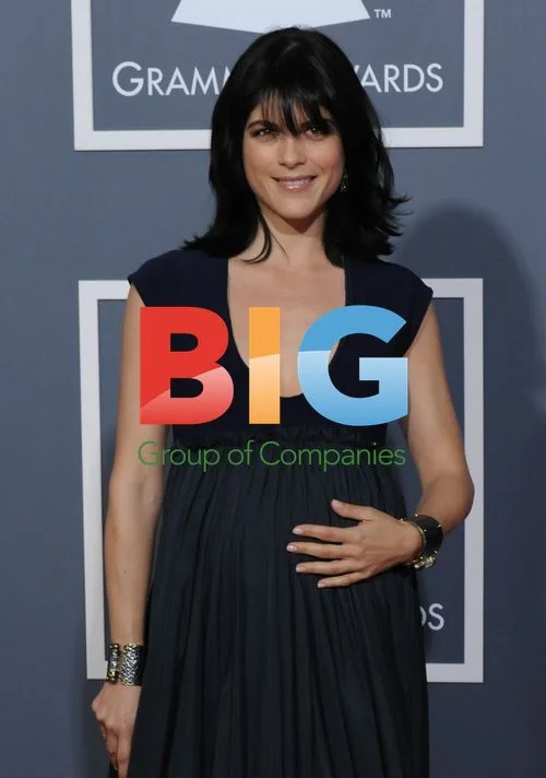 Selma Blair at 2011 Grammys