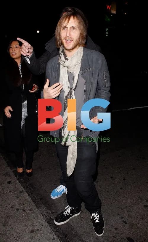 David Guetta Signs Autographs at Bardot Nightclub