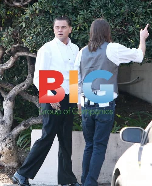 Leonardo DiCaprio filming "J. Edgar"