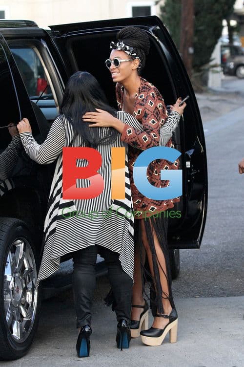 Beyonce, Kelly, Solange at Birthday Celebration