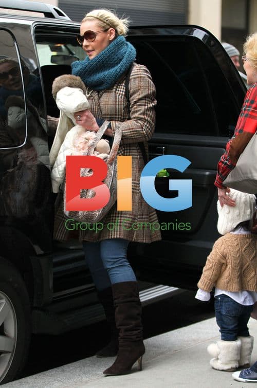 Katherine Heigl and daughter Naleigh in New York