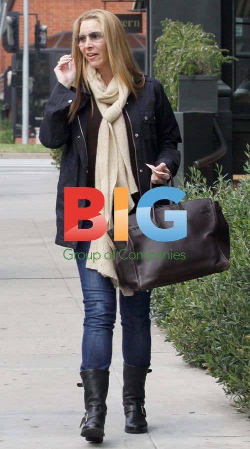 Lisa Kudrow Leaving Lunch in Brentwood