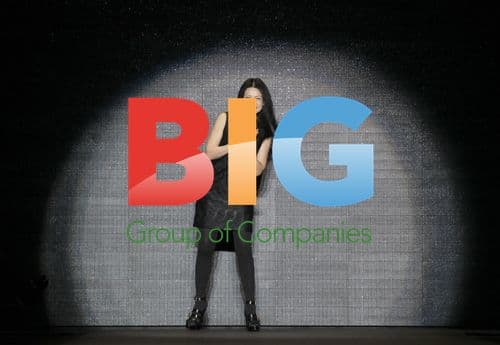 Vivienne Tam Fall 2011 Fashion Show