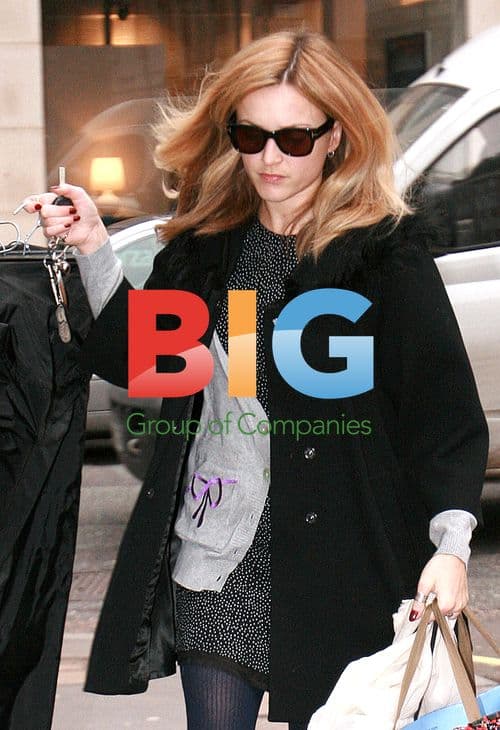 Fearne Cotton Arriving at BBC Radio One