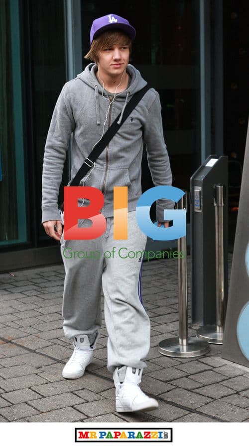 One Direction Leaving Hotel