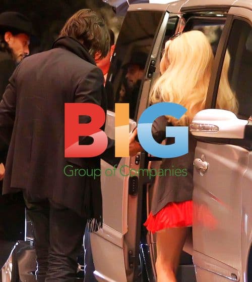 Duffy Performing in Barcelona