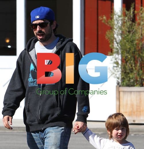 Jordan Bratman and Max Shopping in Brentwood