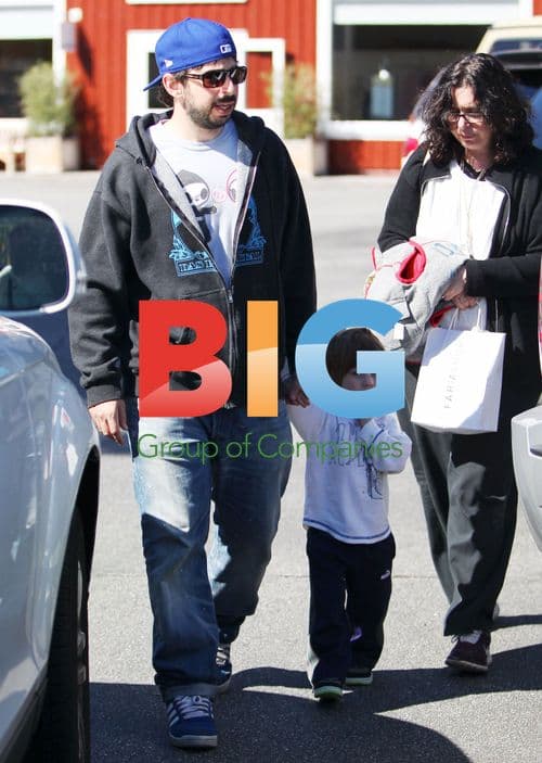 Jordan Bratman and Son Max Shopping