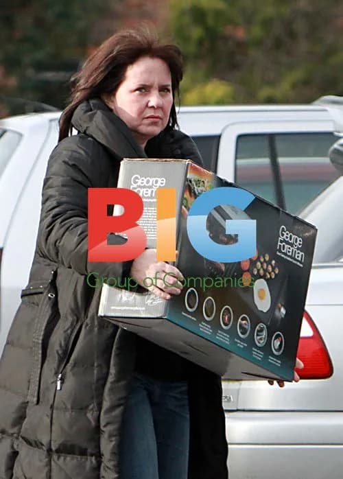 Coleen Nolan Shops at Argos and Sainsbury's