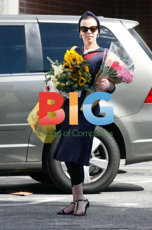 Debi Mazar at Hollywood Farmers Market