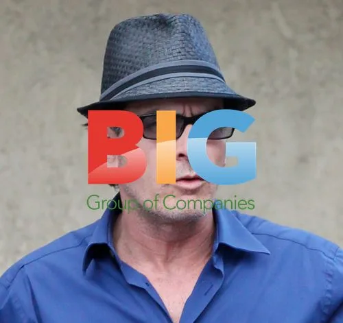 Charlie Sheen Wearing Babe Ruth Ring