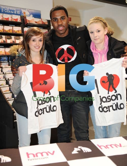 Jason Derulo signs CDs and t-shirts at HMV Newcastle