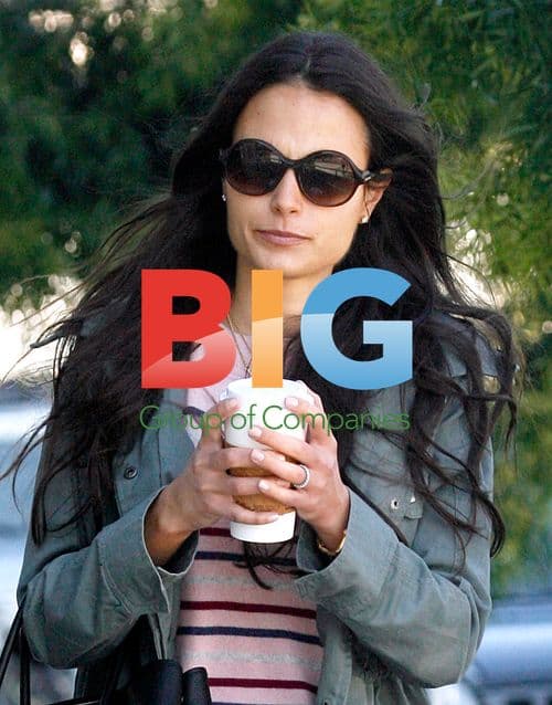 Jordana Brewster Gets Coffee in Los Angeles