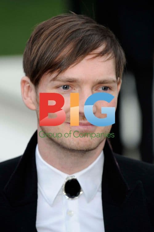 Dan Gillespie Sells at Burberry Prorsum Show