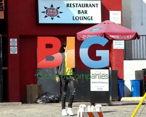 Russel Brand at 'Red Rock' bar in Hollywood