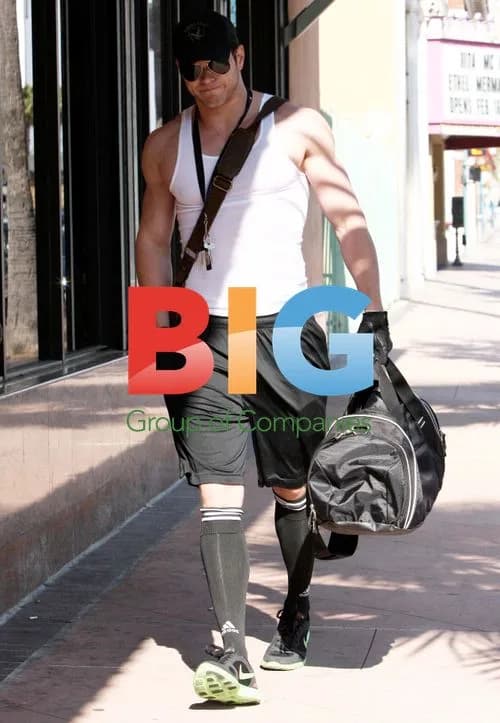 Kellan Lutz Heads to Gym in LA