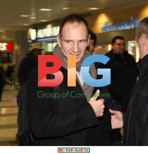 Ralph Fiennes Arrives for 'Coriolanus' Premiere