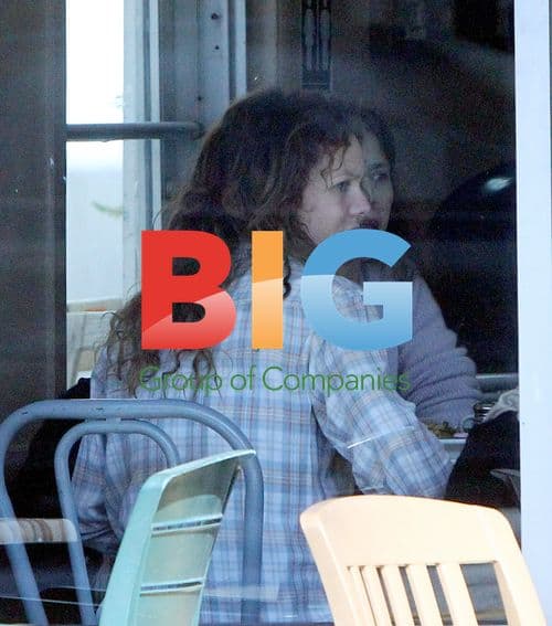 Vanessa Paradis at Ed's Coffee Shop