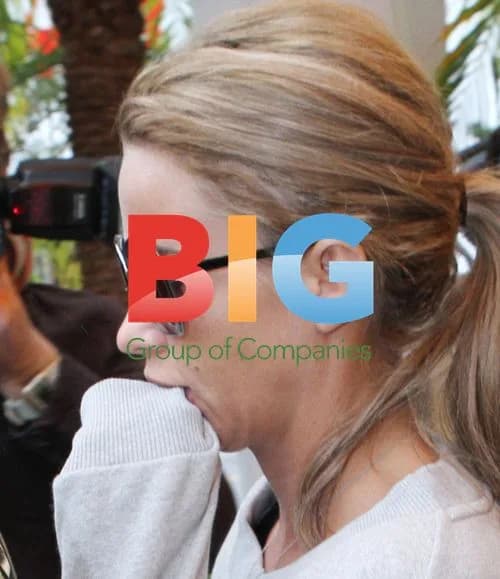 Katie Price Covers Mouth After Lunch