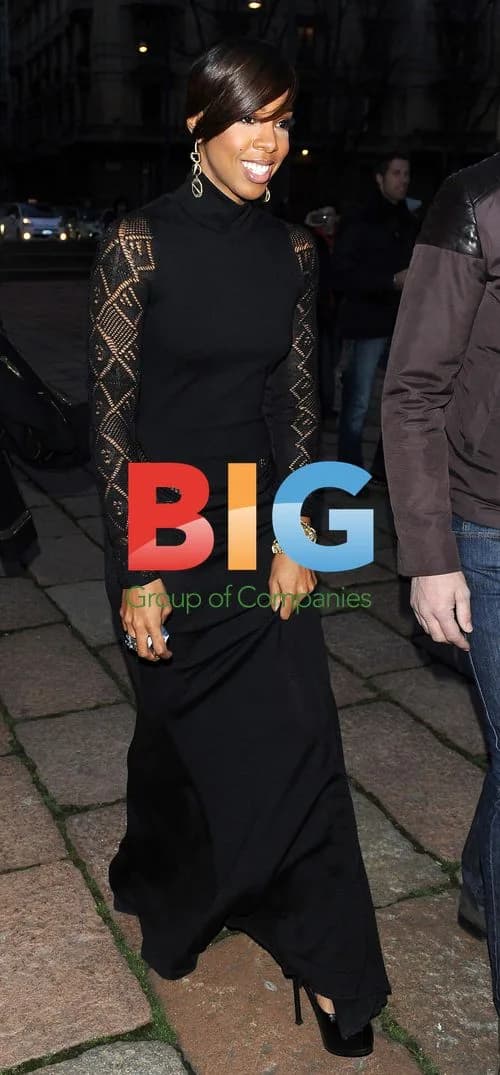 Kelly Rowland at Cavalli Fashion Show