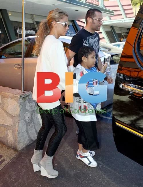 Katie Price and Harvey Leave Cafe