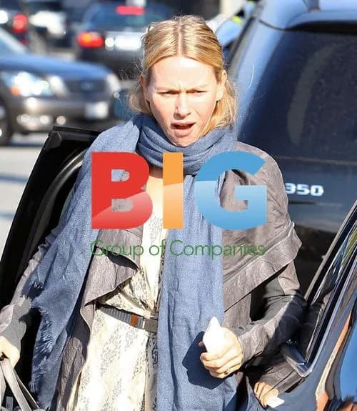 Naomi Watts at Brentwood Country Mart