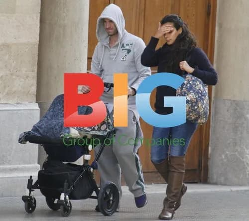 Joseph Fiennes and Family on Vacation in Majorca