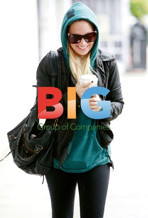 Nicole Richie Laughing with Friend After Gym