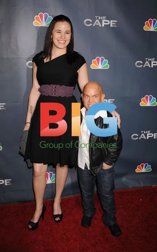 Martin Klebba at 'The Cape' Premiere