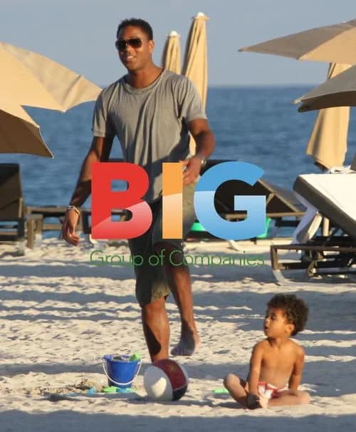 Patrick Kluivert and Family at Miami Beach